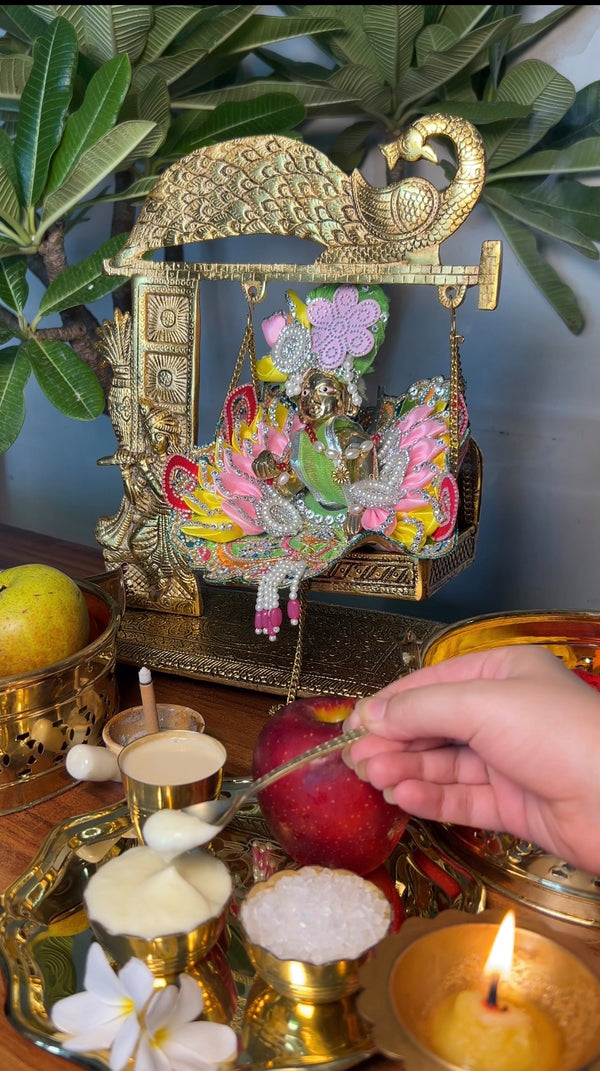 GOPAL JI GOLDEN JHULA